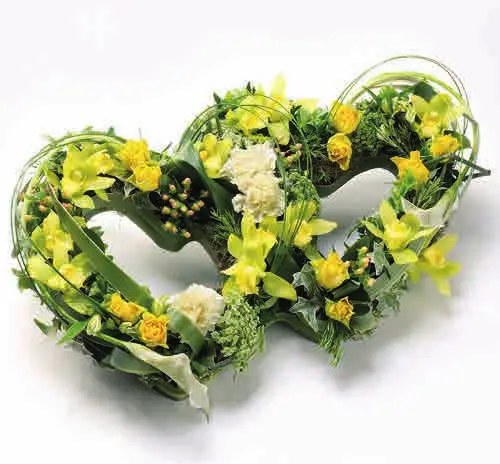Double heart tribute, yellow, from our hearts
